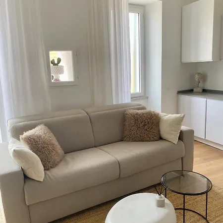 Palazzo Largo Barone - Boutique Appartement *