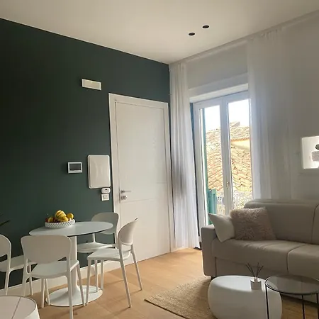 Palazzo Largo Barone - Boutique Appartement *